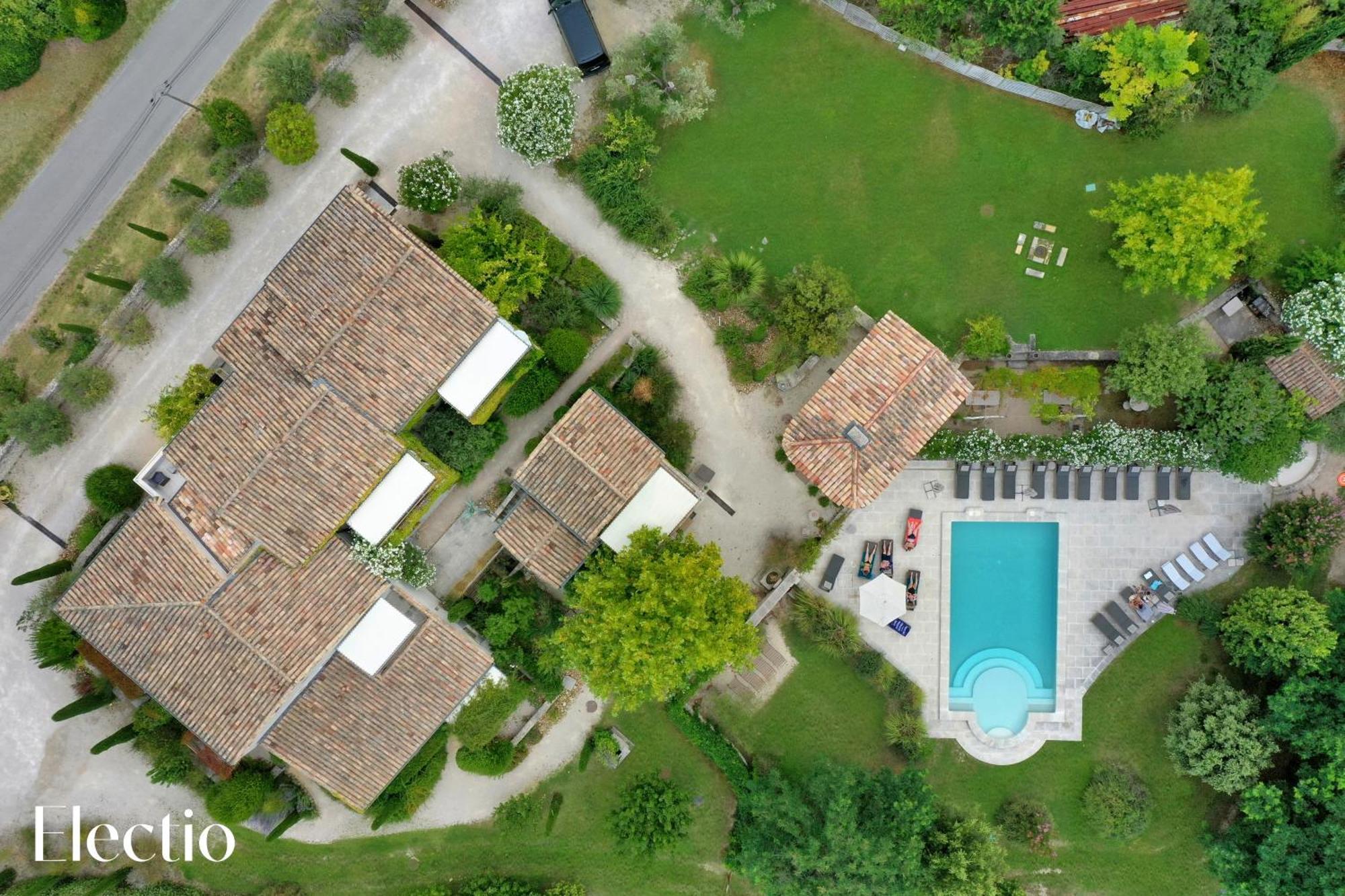 Residence Les Petitons Оппед Екстер'єр фото