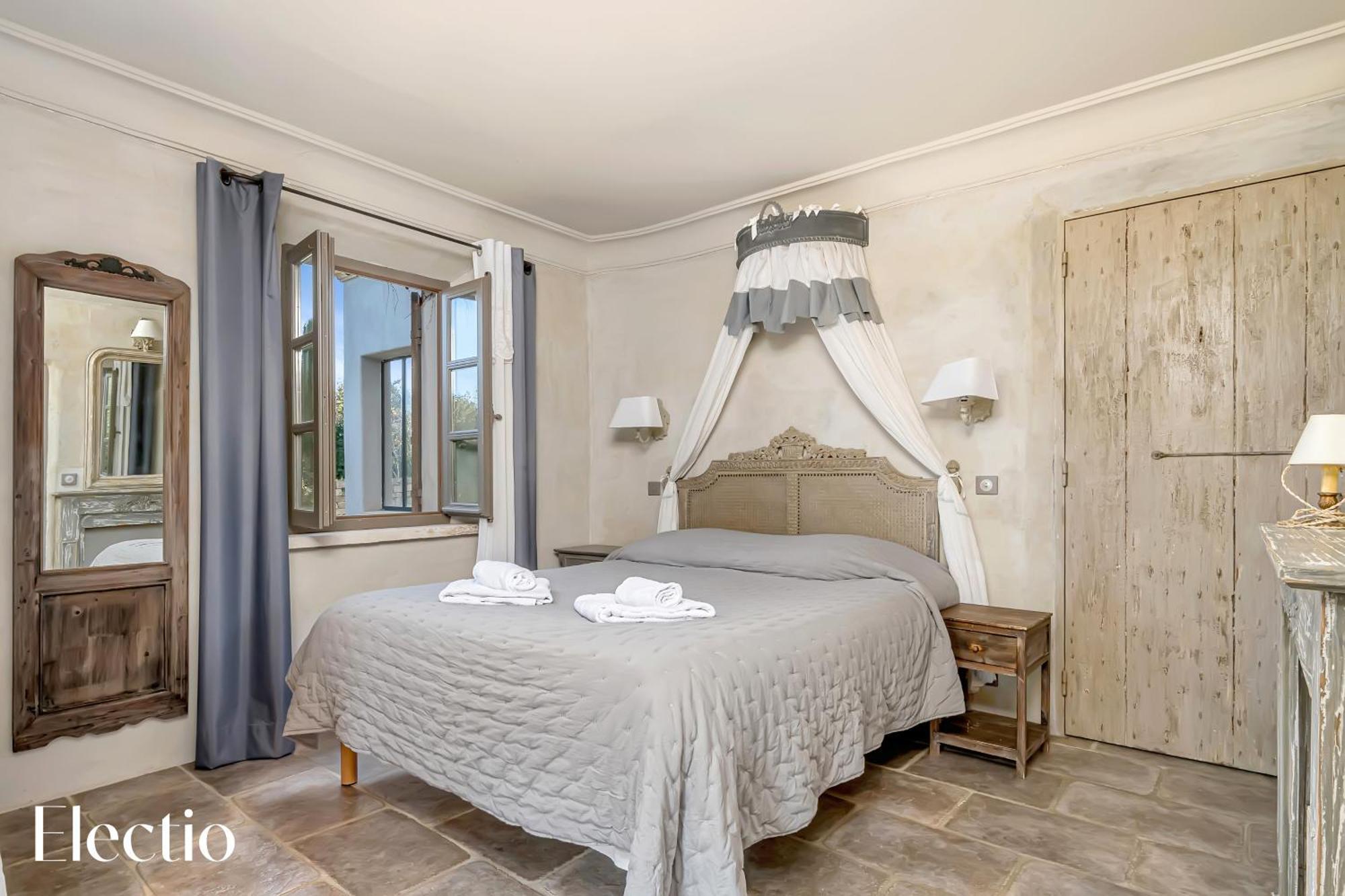 Residence Les Petitons Оппед Екстер'єр фото
