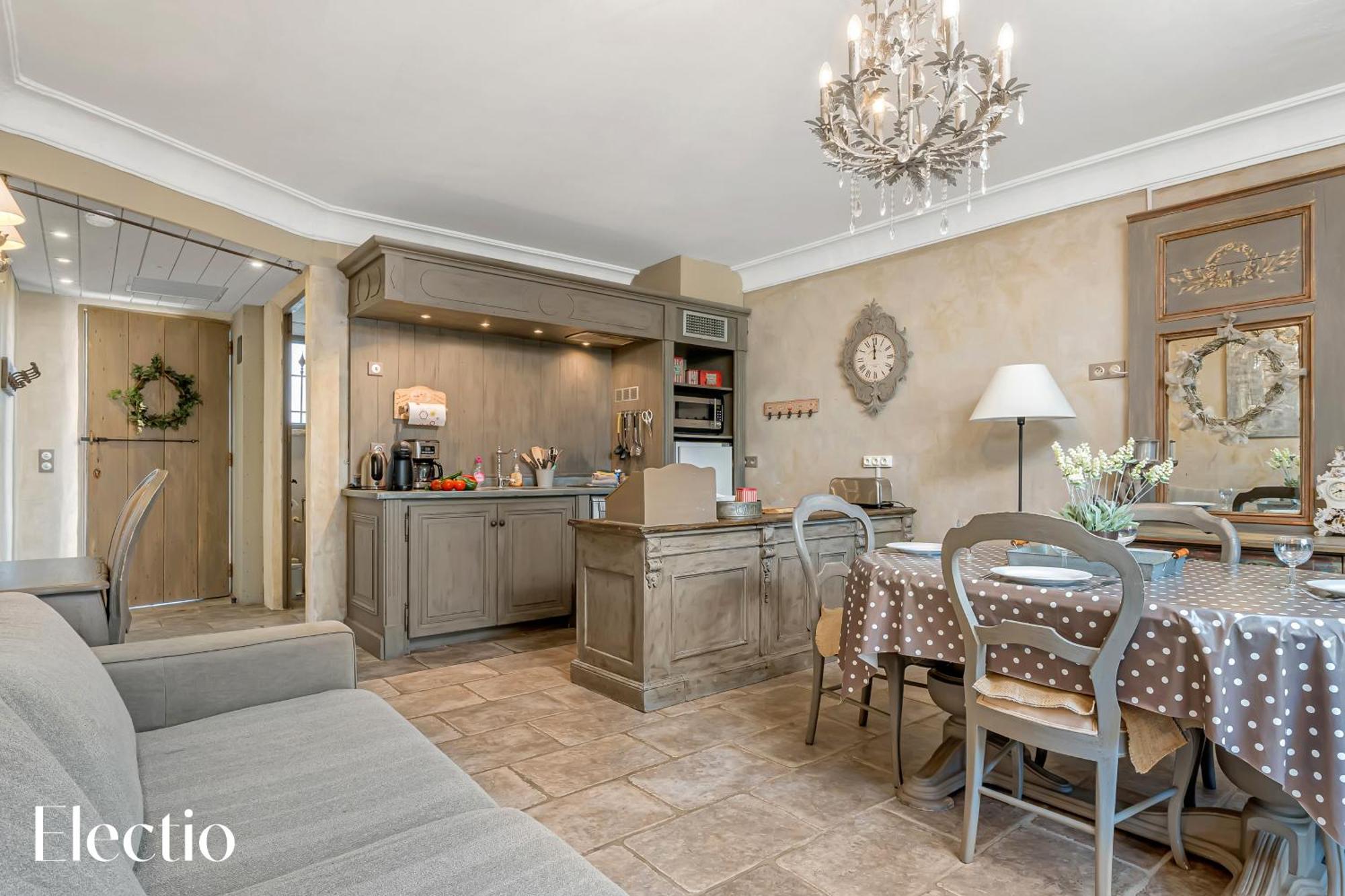 Residence Les Petitons Оппед Екстер'єр фото